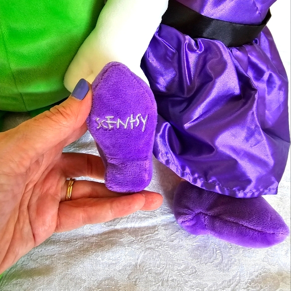 Disney Miss Piggy & Kermit the Frog Muppets Stuffies- EUC! - Picture 9 of 16